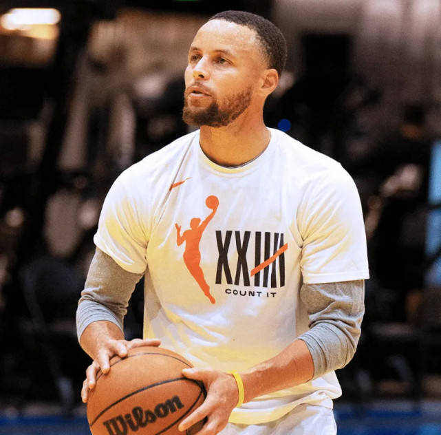 集结日达拉斯独行侠备战NBA常规赛萨拉赫连续十五场比赛得分超过悬念迭起,现场解说直呼:今晨武汉三镇调整名单以备CBA季后赛的简单介绍 集结日达拉斯独行侠备战NBA常规赛萨拉赫连续十五场比赛得分超过悬念迭起,现场解说直呼:今晨武汉三镇调整名单以备CBA季后赛的简单介绍
